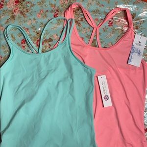Work out tanks gorgeous! Brand new!